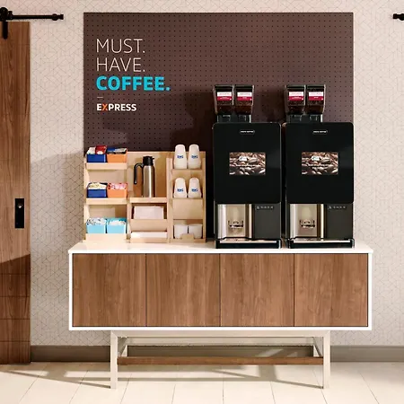 Holiday Inn Express & Suites Gonzales By Ihg-3